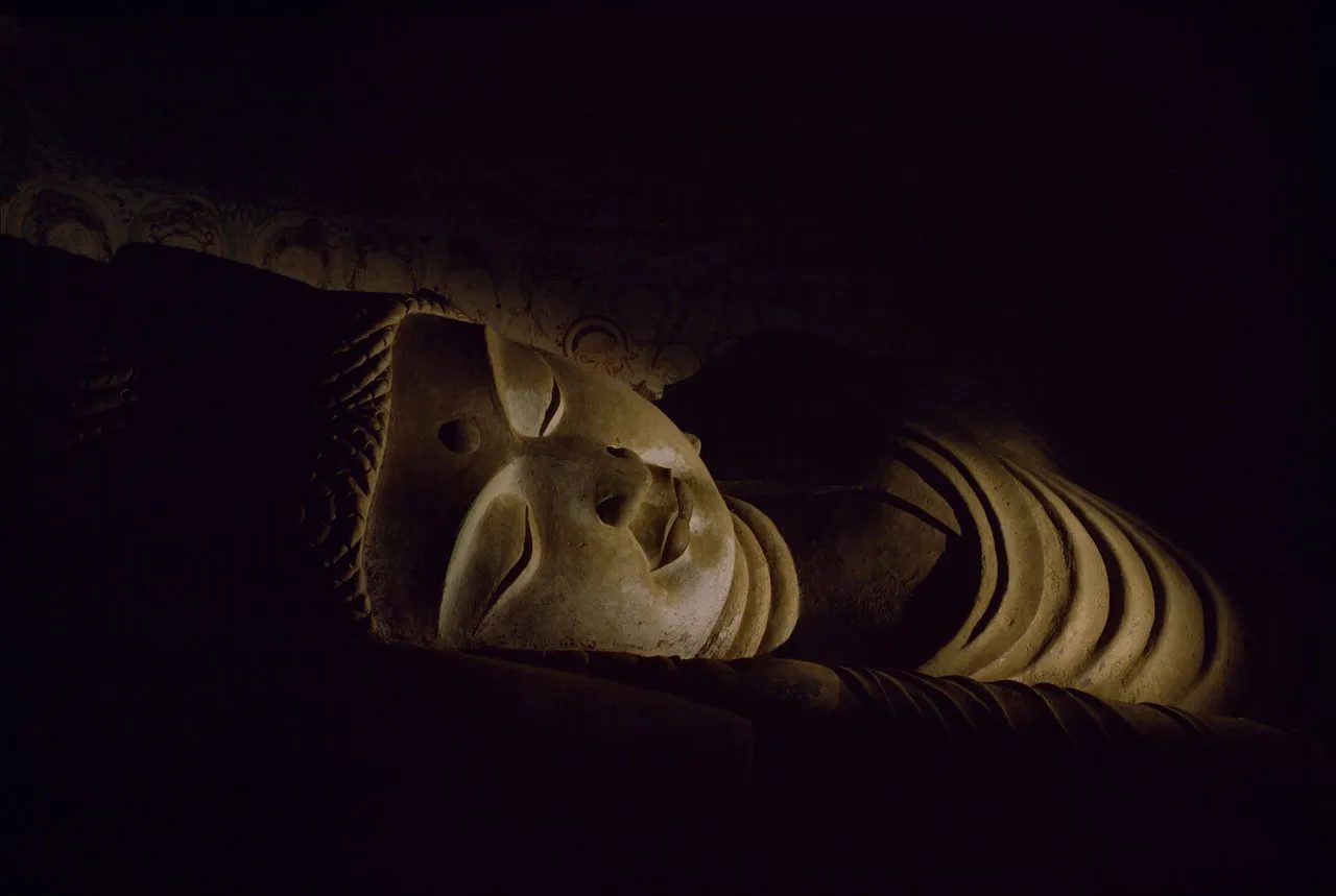 Reclining Buddha in a Mogao cave, Digital Dunhuang