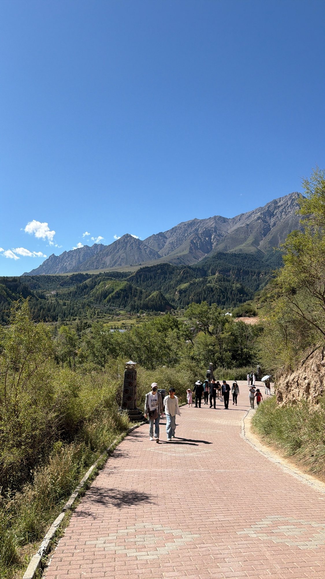 The path up to Mati Temple with the Qilian Mountains
